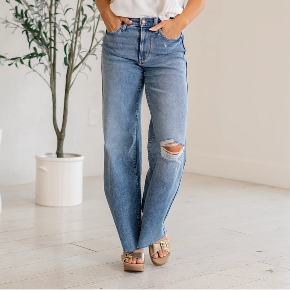 Judy Blue Denim - Judy Blue wide leg Distressed Women Jeans